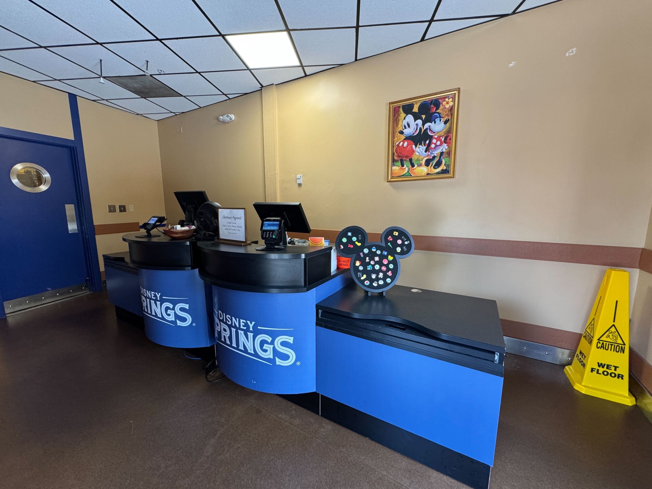 Walt Disney World Overhauls Home Shipping Policy, Guests No Longer Charged by Merchandise Value